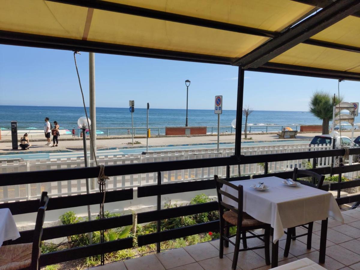 טרצ'ינה Piccolo Hotel מראה חיצוני תמונה