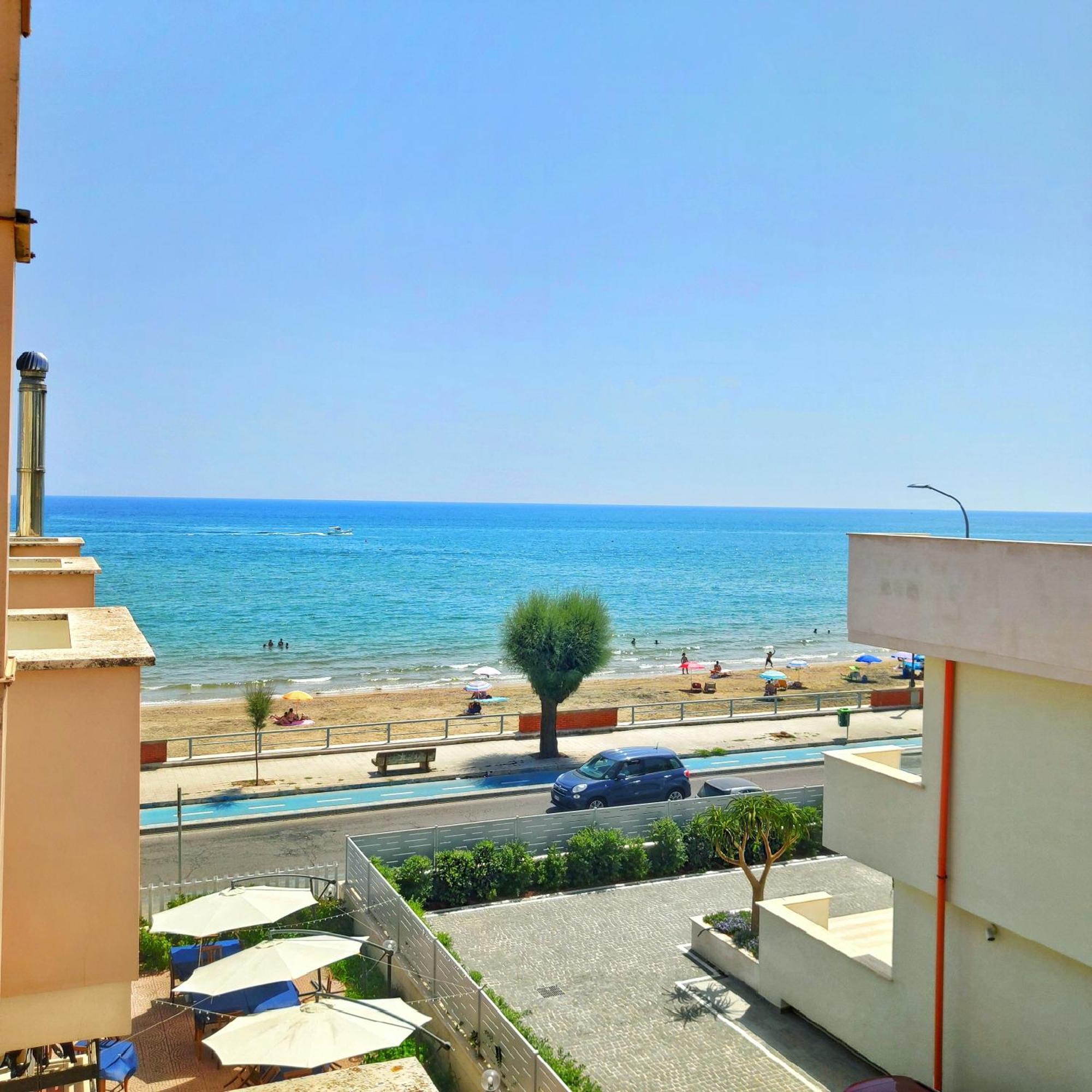 טרצ'ינה Piccolo Hotel מראה חיצוני תמונה
