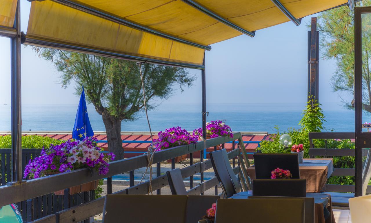 טרצ'ינה Piccolo Hotel מראה חיצוני תמונה